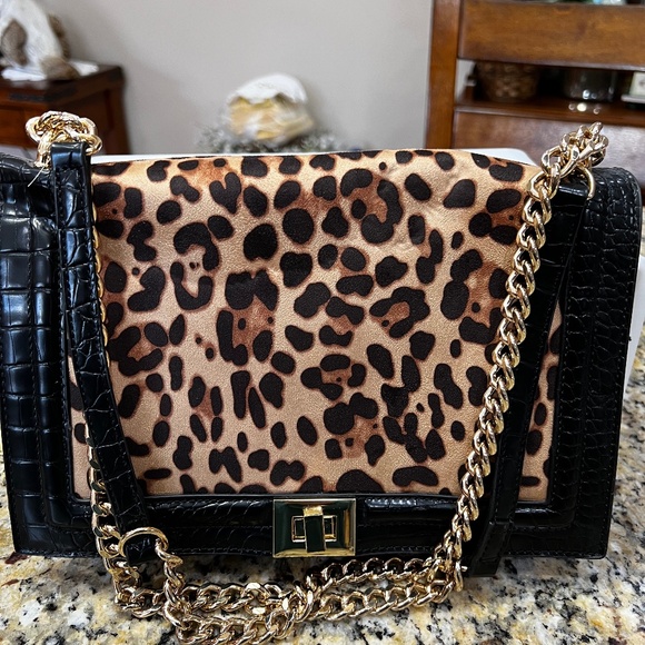 INC International Crossbody purse - Picture 1 of 5